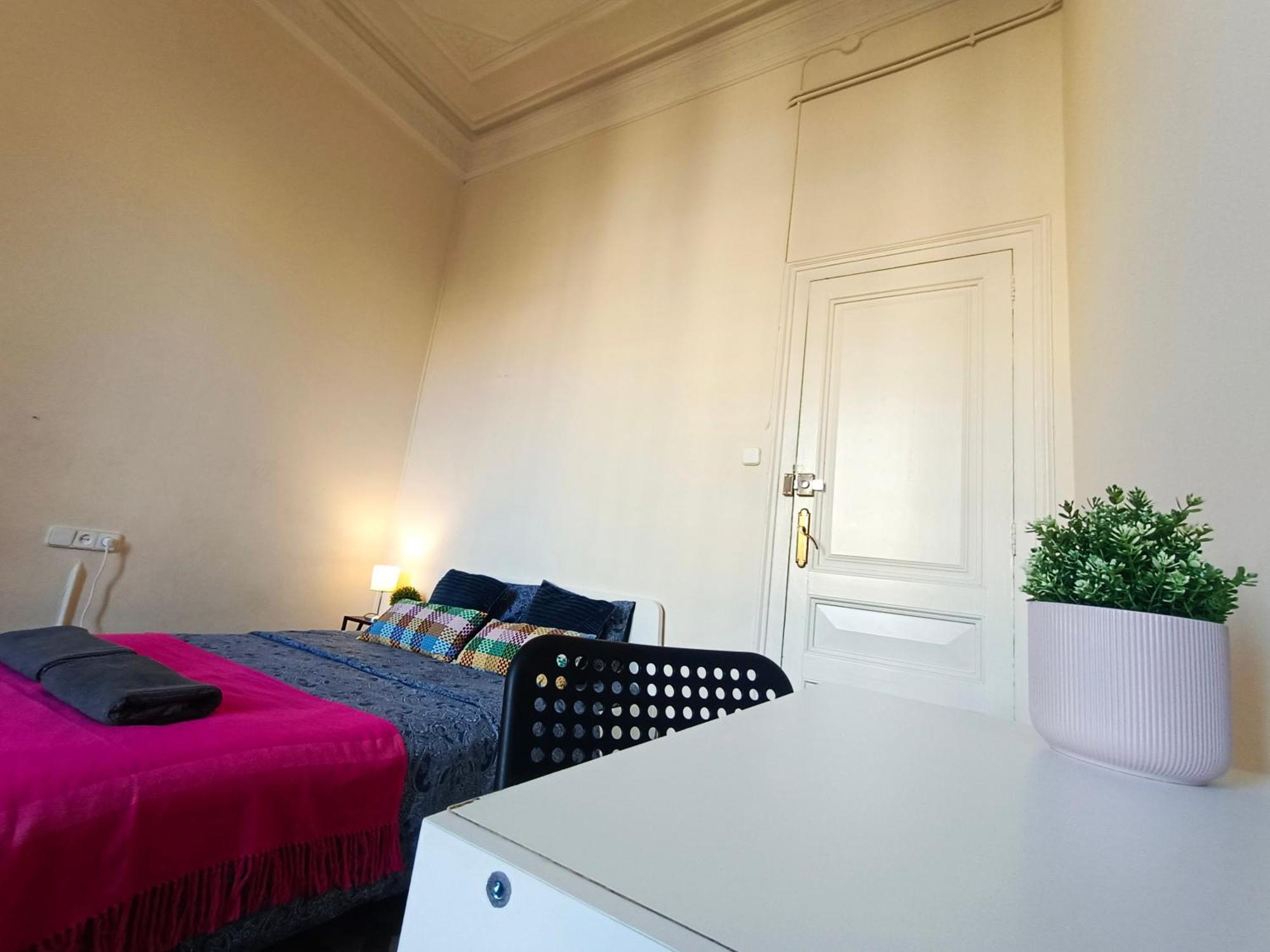 By Urquinaona Rooms Auberge de jeunesse